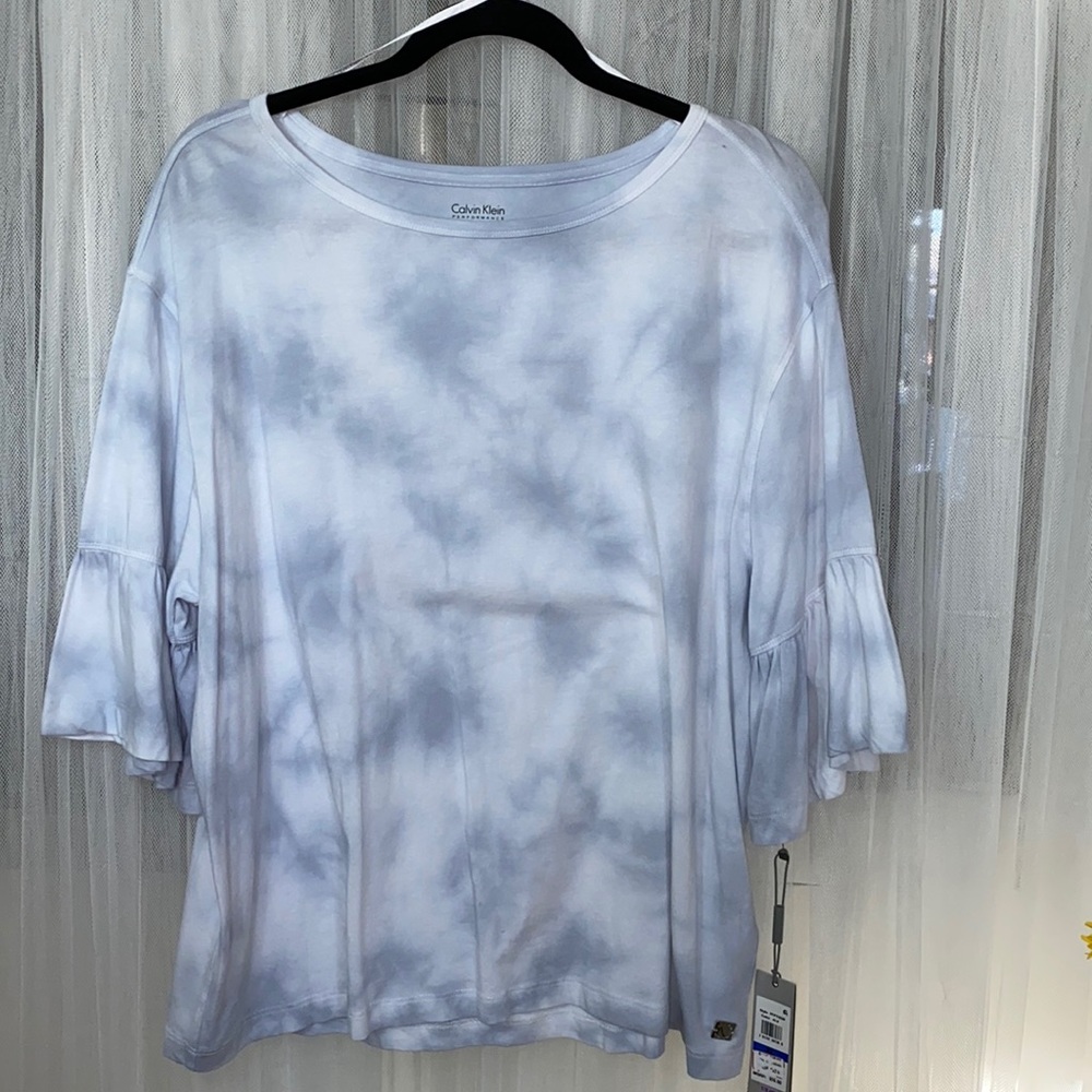 💝NEW Calvin Klein performance top